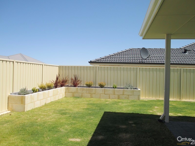 28 Eleanore Drive, Madora Bay WA 6210
