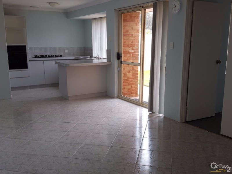 1/6 Yanmar Place, Mandurah WA 6210