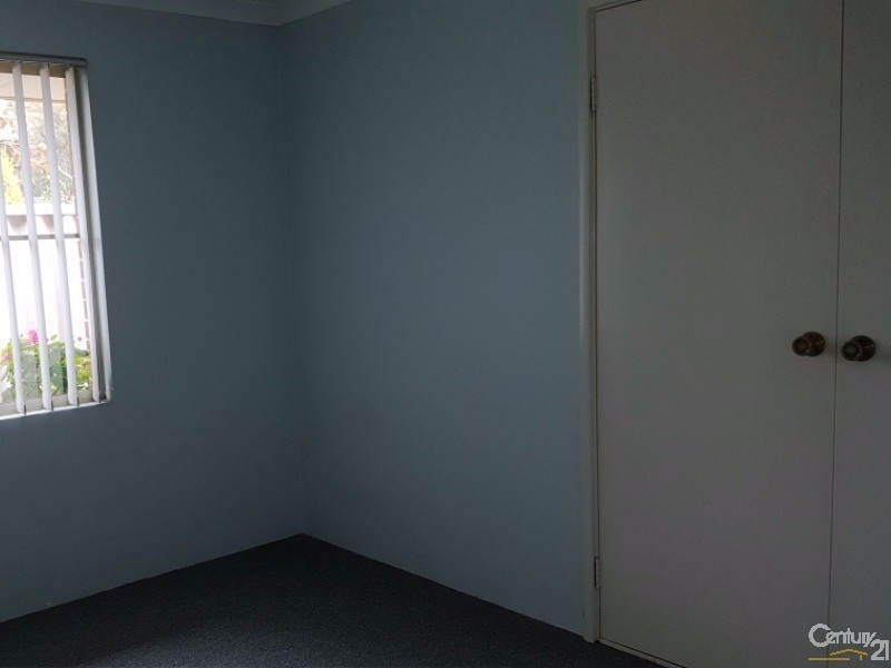 1/6 Yanmar Place, Mandurah WA 6210