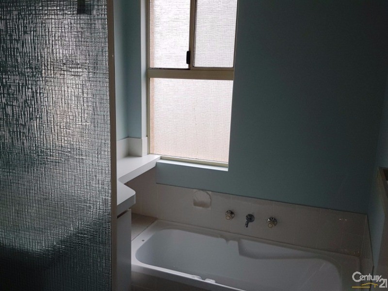 1/6 Yanmar Place, Mandurah WA 6210