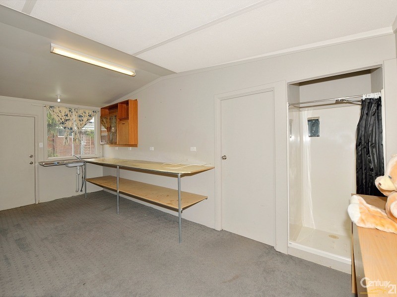 24 Kookerbrook Street, Dudley Park WA 6210