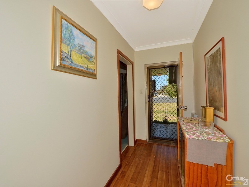12 Leigh Street, Dudley Park WA 6210