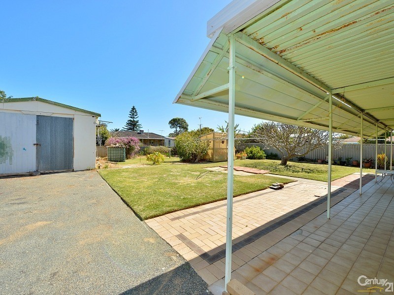 12 Leigh Street, Dudley Park WA 6210