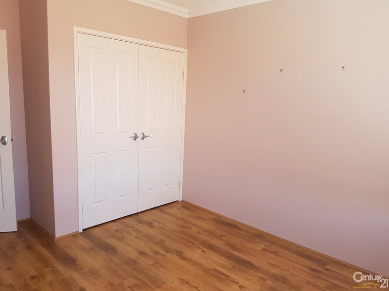 11 Stevenson Street, Dudley Park WA 6210