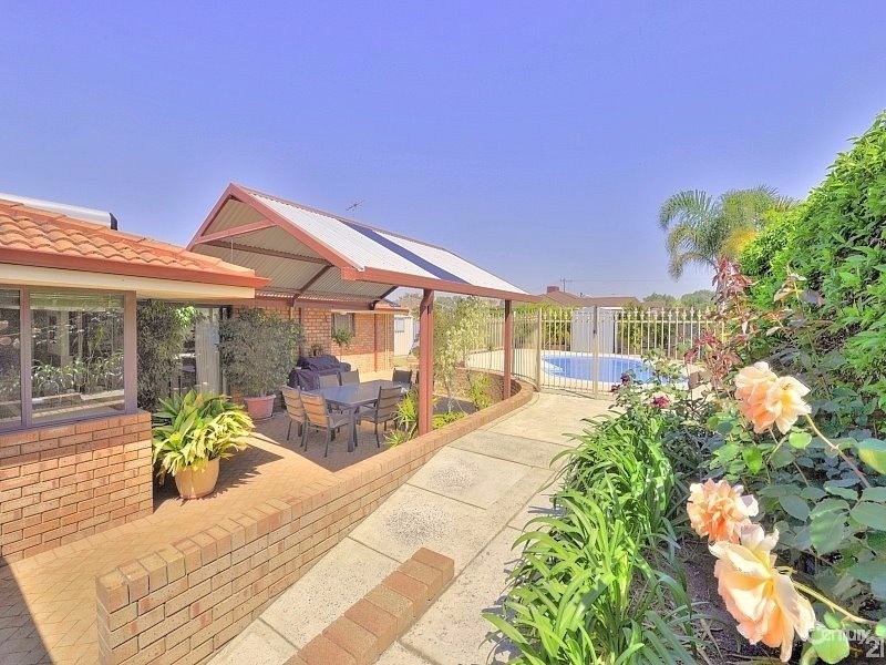 9 Stoner Court, Mandurah WA 6210