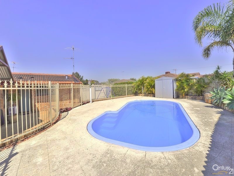 9 Stoner Court, Mandurah WA 6210