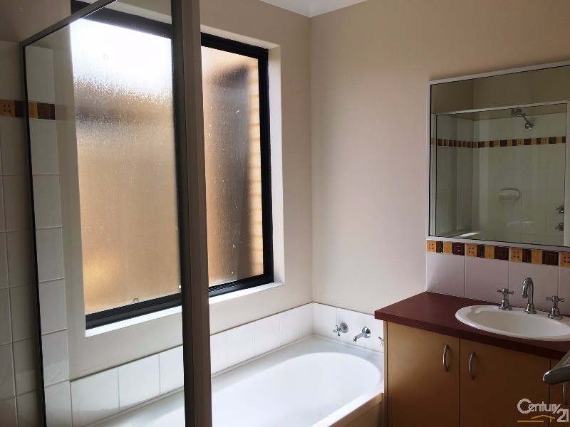 2/2 Shelley Cove, Greenfields WA 6210