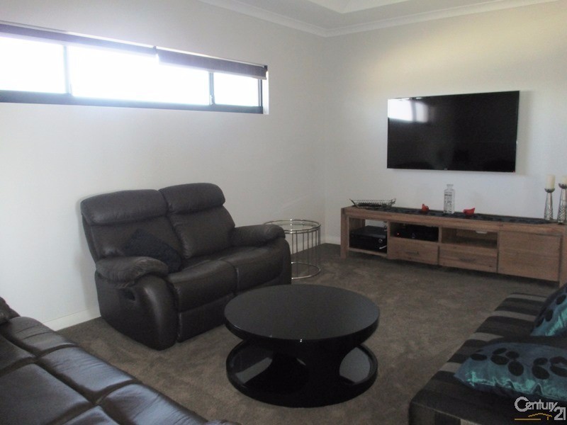 203 Ormsby Terrace, Silver Sands WA 6210