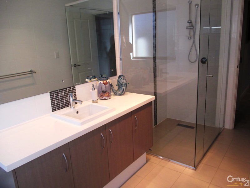 203 Ormsby Terrace, Silver Sands WA 6210