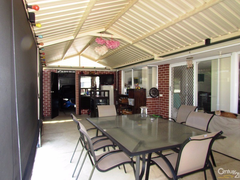 8 Killarney Retreat, Meadow Springs WA 6210