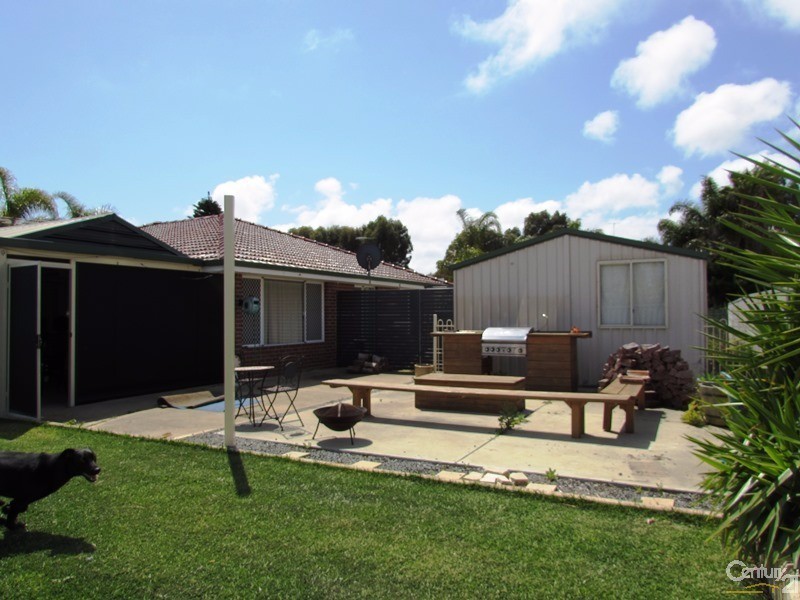 8 Killarney Retreat, Meadow Springs WA 6210