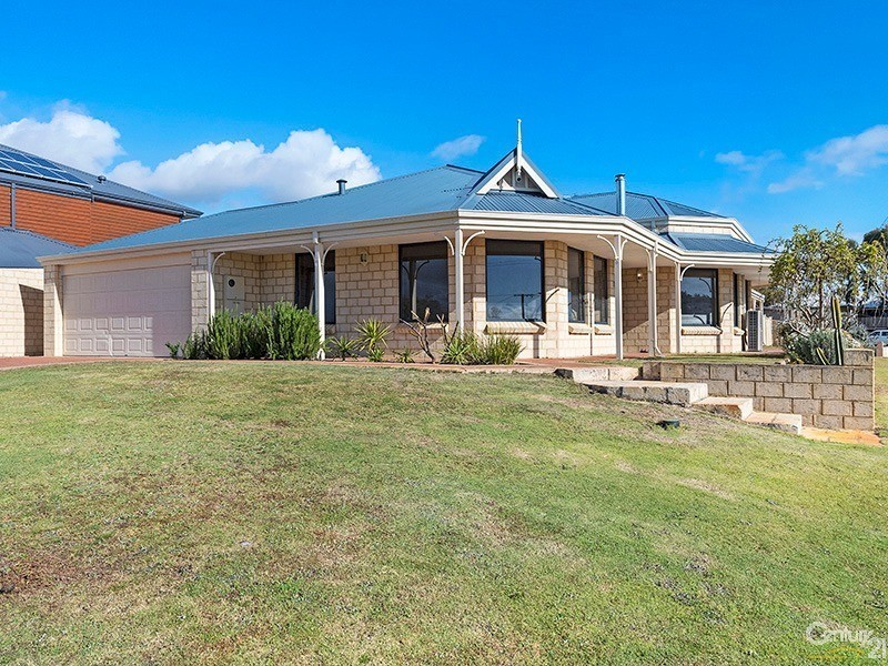 2 Gilmore Street, Madora Bay WA 6210