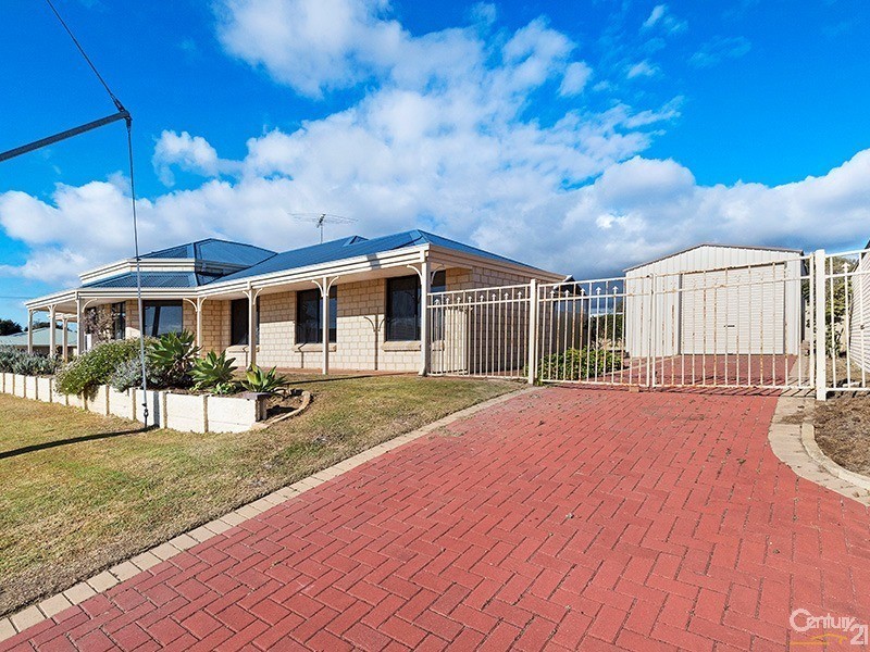 2 Gilmore Street, Madora Bay WA 6210