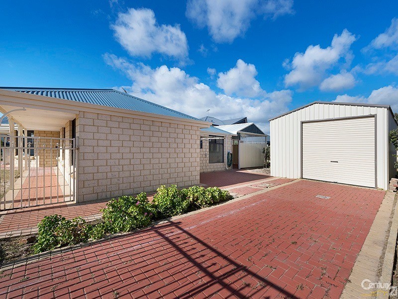 2 Gilmore Street, Madora Bay WA 6210