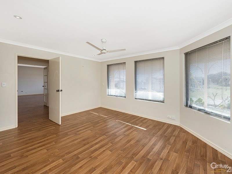 2 Gilmore Street, Madora Bay WA 6210