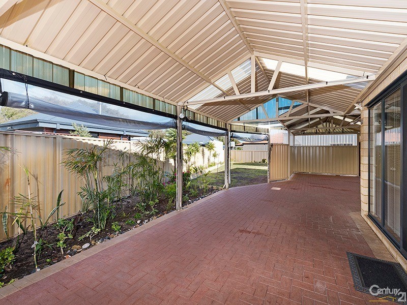 2 Gilmore Street, Madora Bay WA 6210