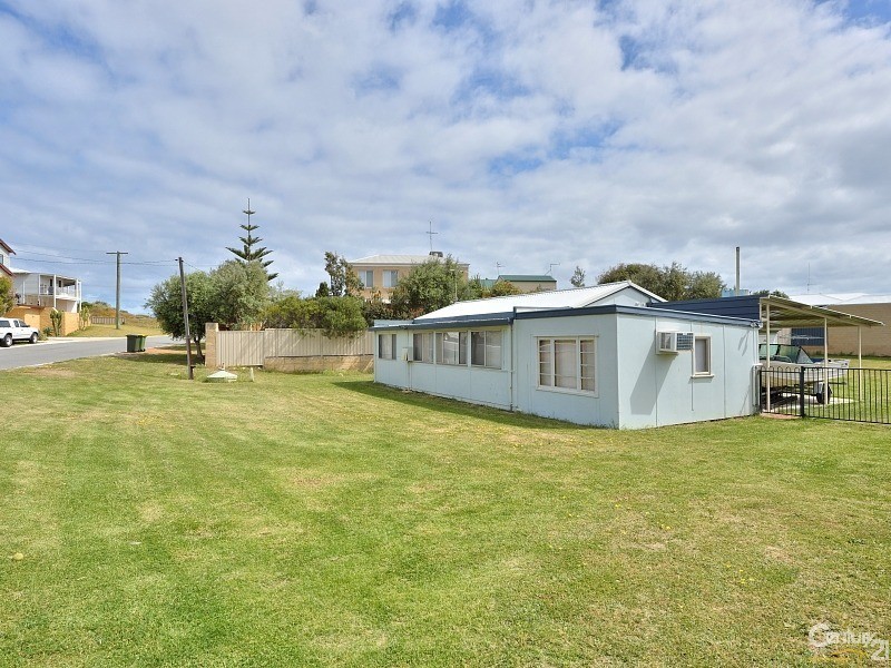 6 Kabbarli Street, Falcon WA 6210