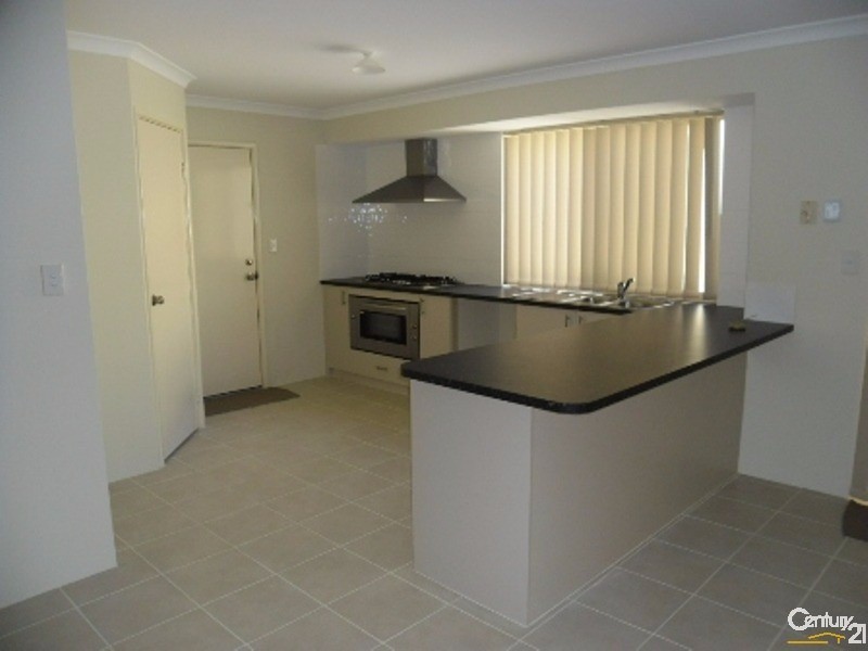 13 Cuballing Retreat, Dawesville WA 6211