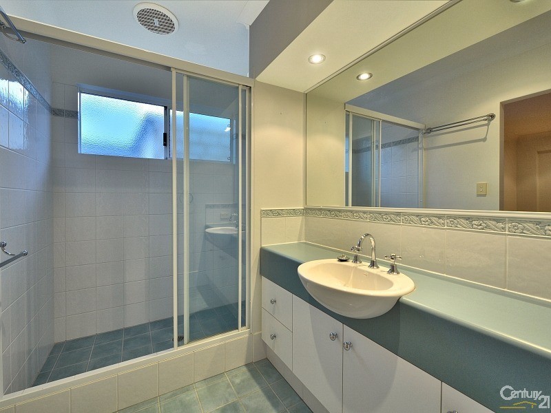 21 Sirrocco Drive, Mandurah Quays, Erskine WA 6210