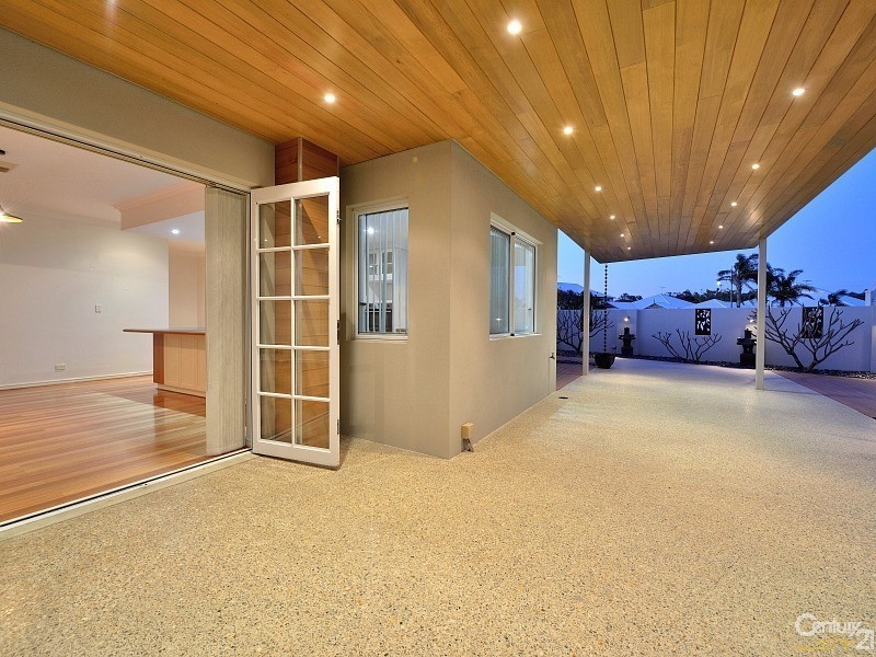 21 Sirrocco Drive, Mandurah Quays, Erskine WA 6210