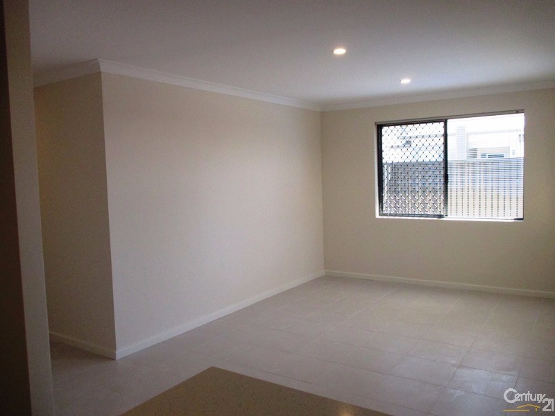 1 Triller Lane, Erskine WA 6210