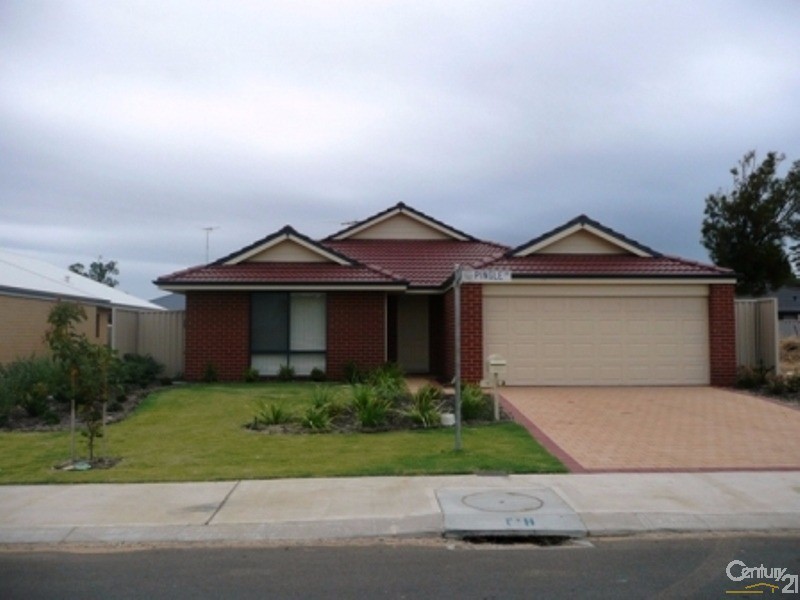 10 Pingle Drive, Greenfields WA 6210