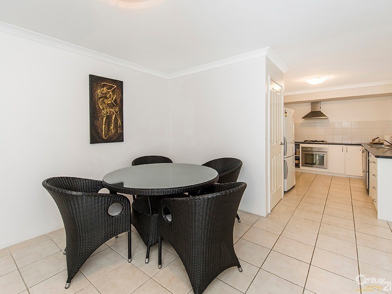 16 Golden Grove, Coodanup WA 6210
