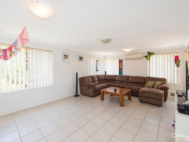 16 Golden Grove, Coodanup WA 6210