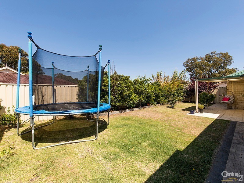 16 Golden Grove, Coodanup WA 6210