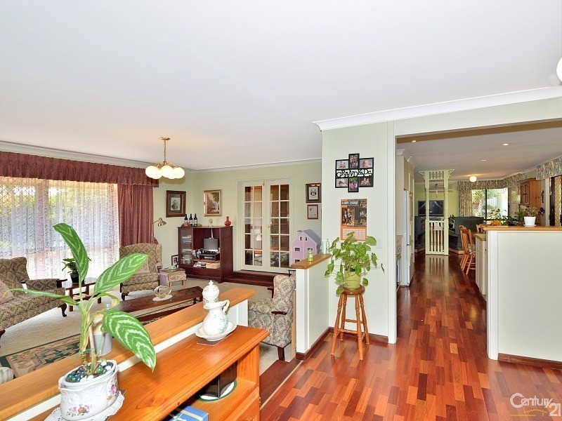 1 Albatross Close, Halls Head WA 6210