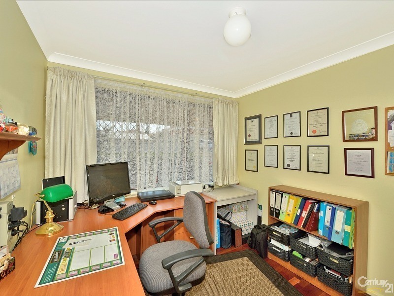 1 Albatross Close, Halls Head WA 6210