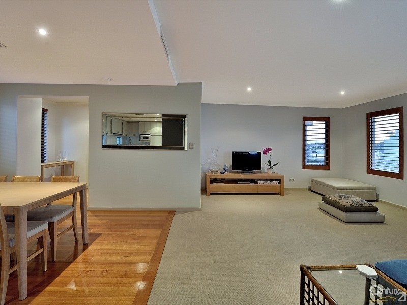 3/42 Spinnaker Quays, Mandurah WA 6210