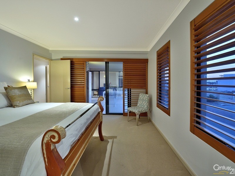 3/42 Spinnaker Quays, Mandurah WA 6210