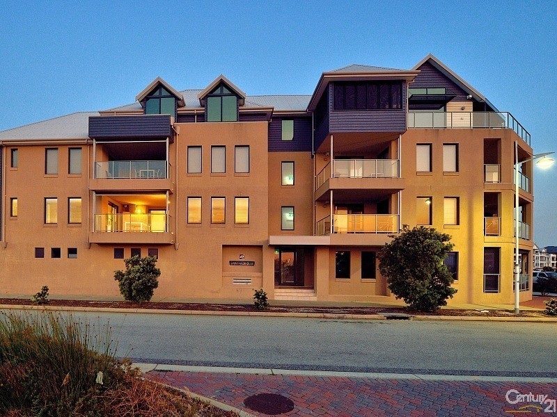 3/42 Spinnaker Quays, Mandurah WA 6210
