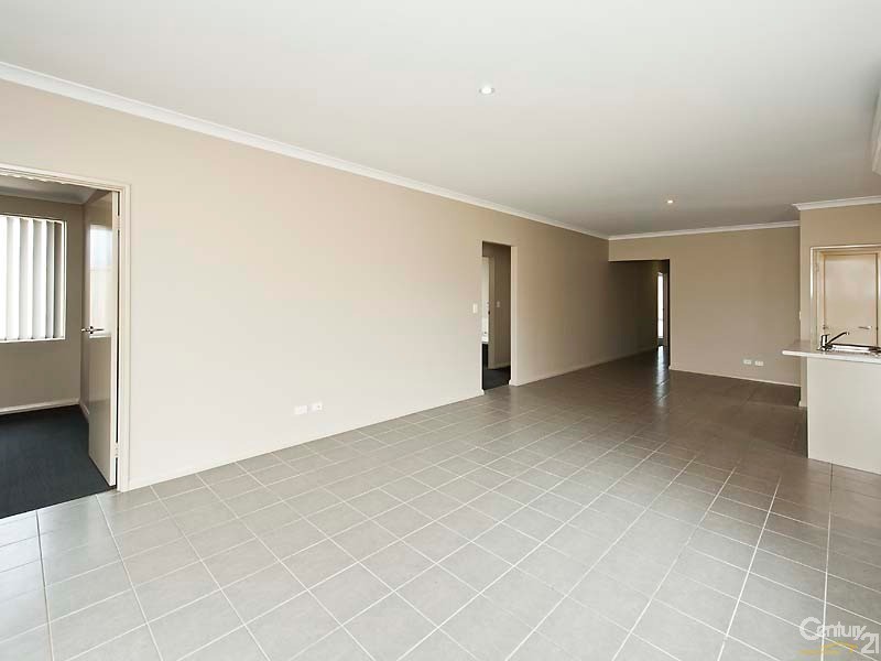19 Waterview Way, Singleton WA 6175