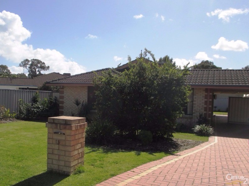 13 Bancroft Close, Greenfields WA 6210