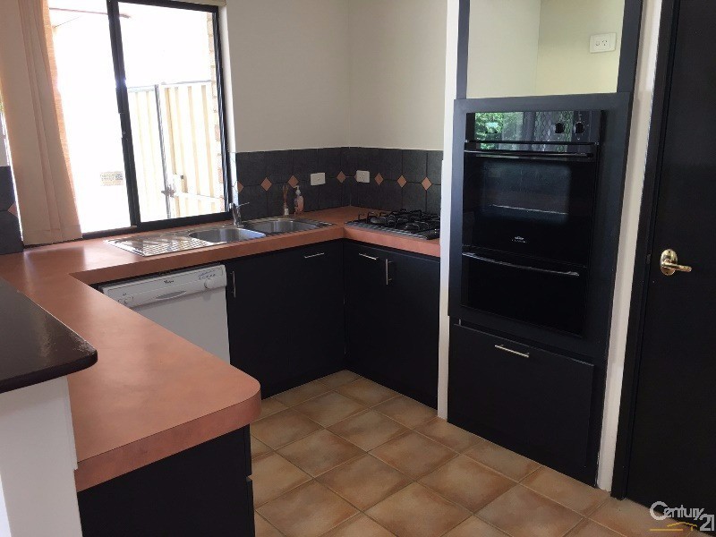 13 Bancroft Close, Greenfields WA 6210