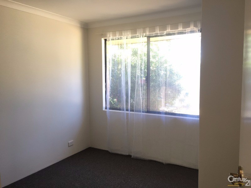 13 Bancroft Close, Greenfields WA 6210