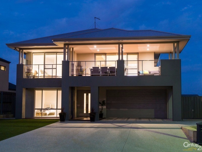 22 Sugarwood Terrace, Halls Head WA 6210