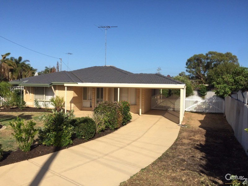 4 Torrens Place, Greenfields WA 6210