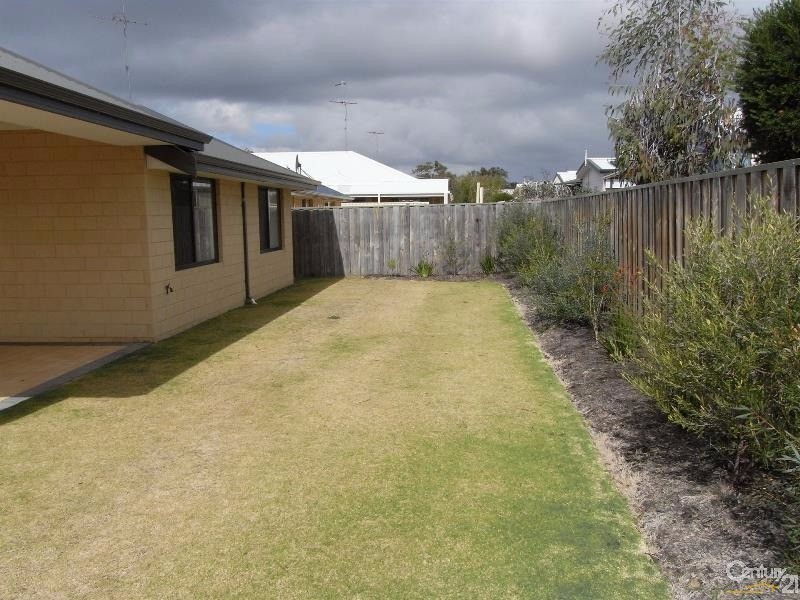 8 Len Howard Drive, Erskine WA 6210