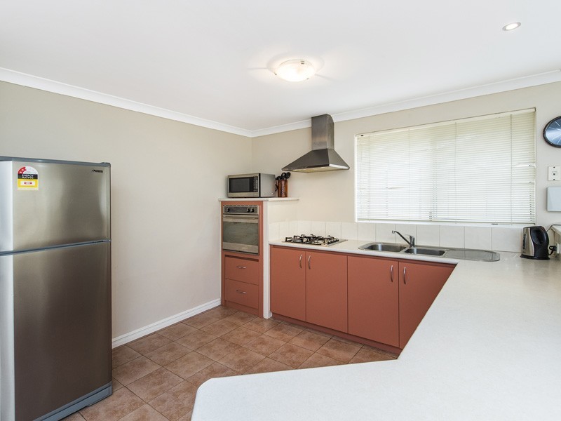 201 Oakmont Avenue, Meadow Springs WA 6210