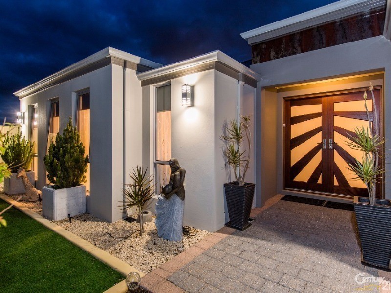 7 Barringarra Concourse, Madora Bay WA 6210