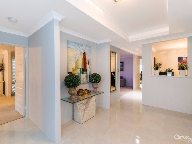 7 Barringarra Concourse, Madora Bay WA 6210