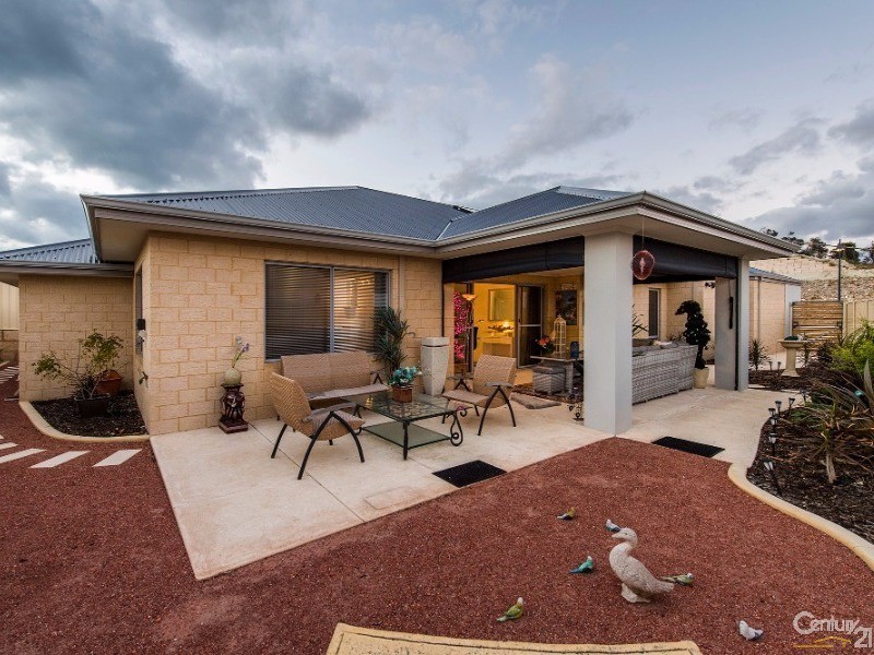 7 Barringarra Concourse, Madora Bay WA 6210