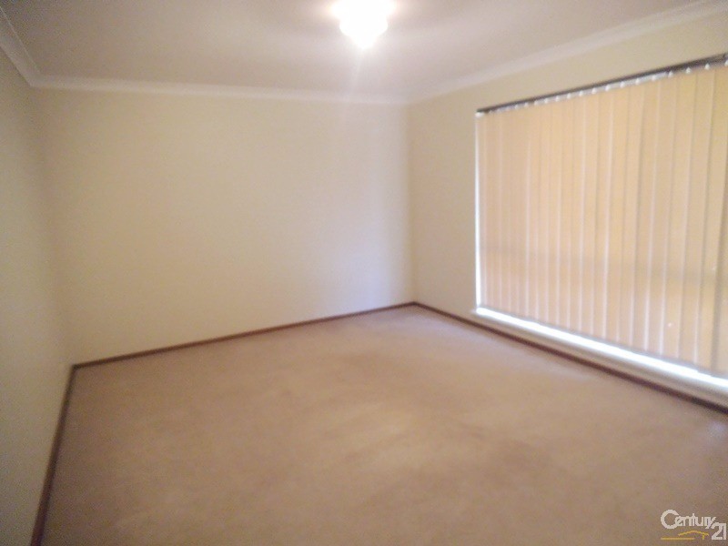122 Mclarty Road, Halls Head WA 6210