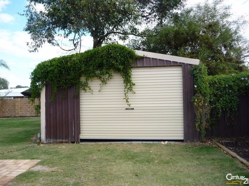 101 Waldron Boulevard, Greenfields WA 6210