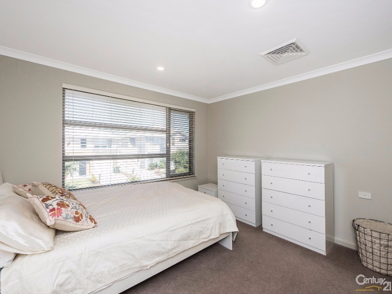 35 Middleton Loop, Meadow Springs WA 6210