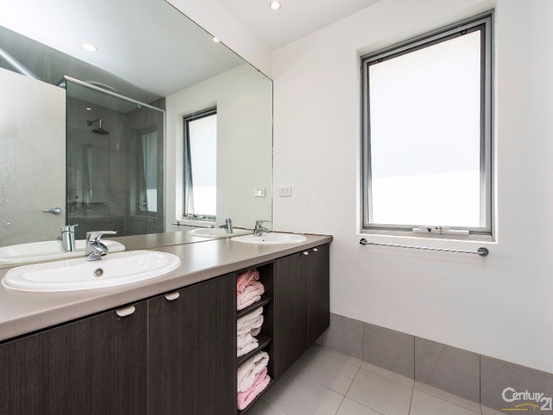 35 Middleton Loop, Meadow Springs WA 6210