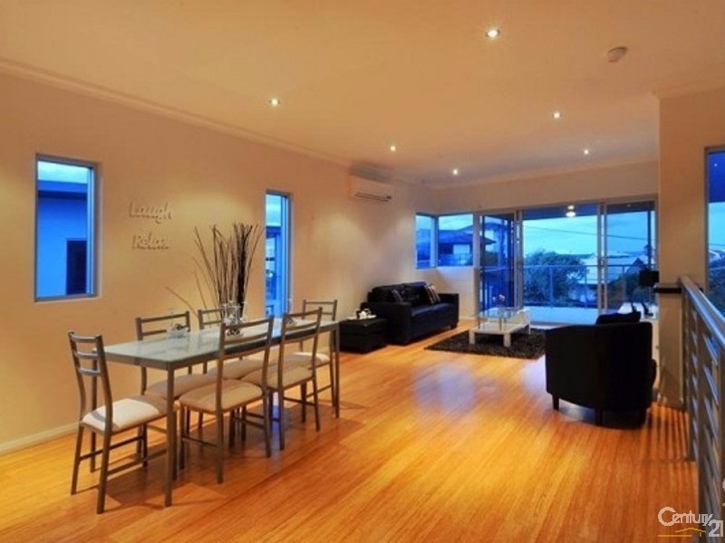 21A Oversby Street, Halls Head WA 6210